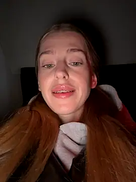 kira mia online show from November 2025 03:34:02 PM