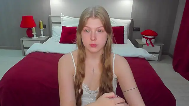 Stella Light online show from November 2025 06:08:02 PM