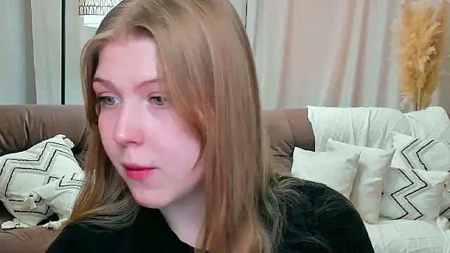 Stella Light online show from February 2026 12:43:02 PM