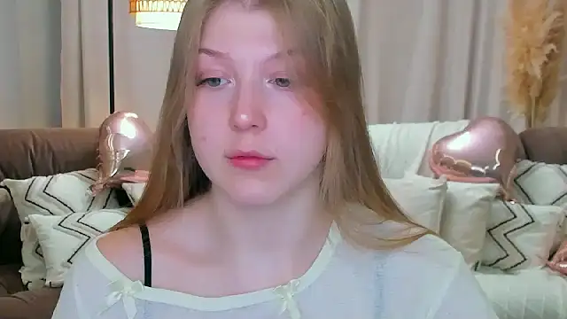 Stella Light online show from March 2026 04:20:02 AM