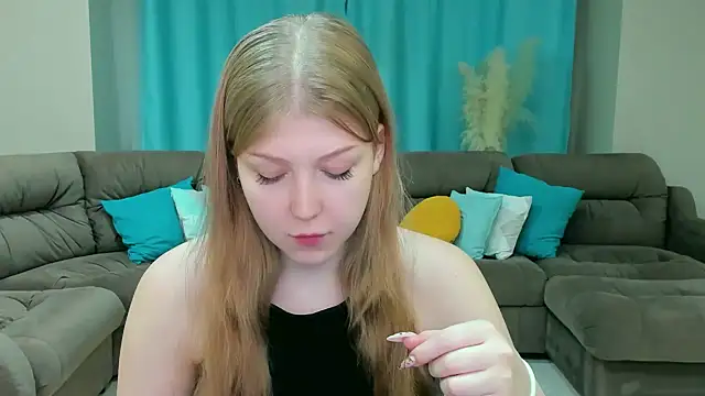 Stella Light online show from November 2025 11:21:02 AM