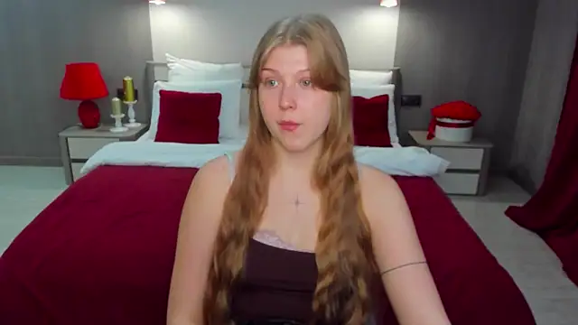 Stella Light online show from November 2025 05:51:02 PM