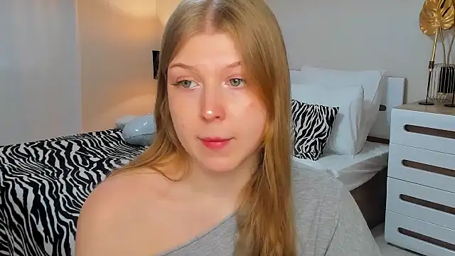 Stella Light online show from March 2026 11:24:01 AM