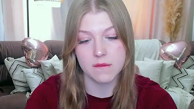 Stella Light online show from March 2026 12:10:01 PM