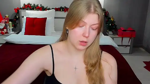 Stella Light online show from December 2025 04:12:02 AM