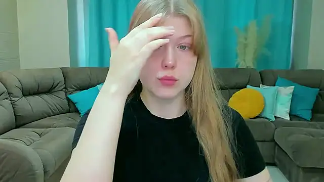 Stella Light online show from November 2025 11:03:01 AM