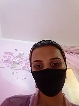 SandyAmr online show from July 2026 08:23:01 AM