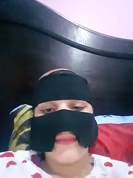 SandyAmr online show from June 2026 09:09:01 AM
