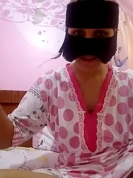SandyAmr online show from August 2026 08:54:02 AM