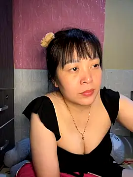 Butterfly kee online show from October 2025 02:49:02 PM