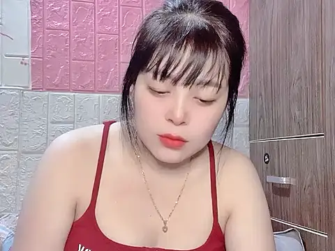 Butterfly kee online show from December 2025 01:55:01 PM