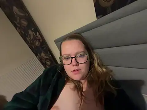 Scarletcum22 online show from December 2025 07:12:01 AM