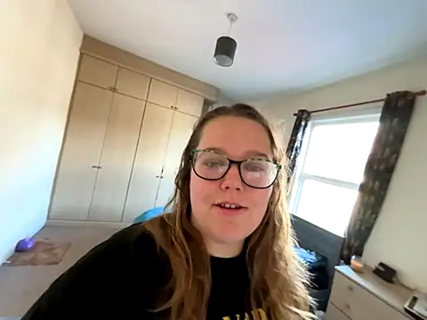 Scarletcum22 online show from November 2025 08:30:01 AM