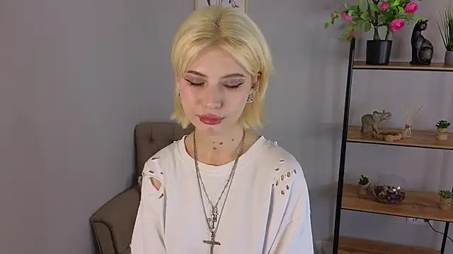 Jasmi Yets online show from October 2025 10:02:02 AM