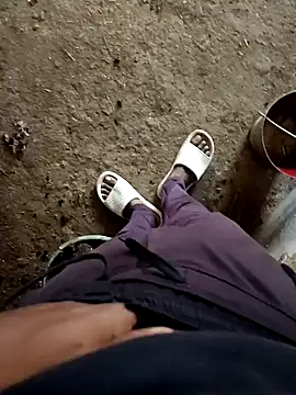 Snapshot of Saddam2332 chatting on November 2025 01:09:01 AM Saddam2332 online show from November 2025 01:09:01 AM