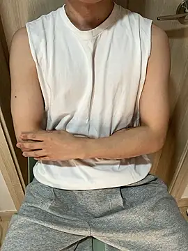 Snapshot of jihoooon_00 chatting on February 2026 01:11:02 PM jihoooon 00 online show from February 2026 01:11:02 PM