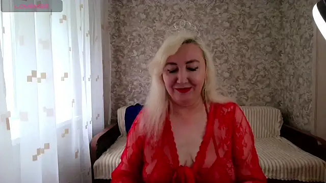 LadyKriss online show from June 2026 03:48:02 AM