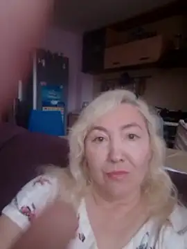 LadyKriss online show from May 2026 05:25:02 AM