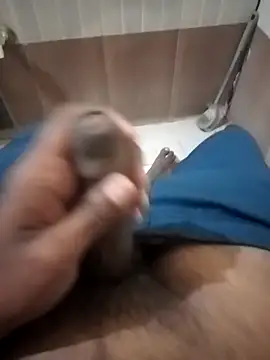 HeatableRevan online show from April 2026 06:10:02 PM