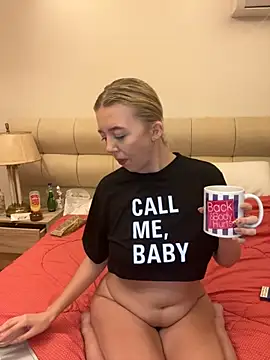 SweetShyMona online show from November 2025 02:49:01 PM