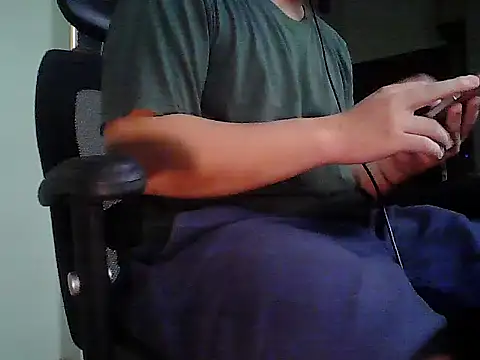 ChubOnTheInternet online show from April 2026 03:27:02 PM