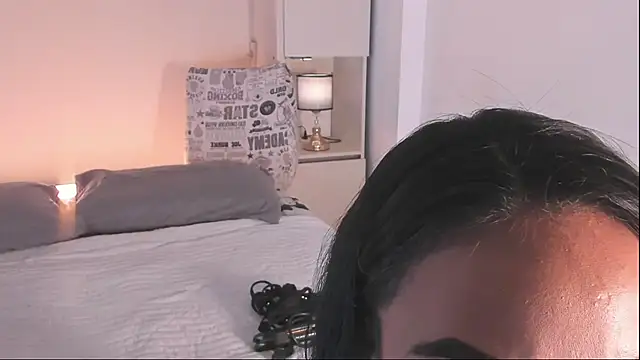 Blackywhiite online show from November 2025 12:42:02 PM