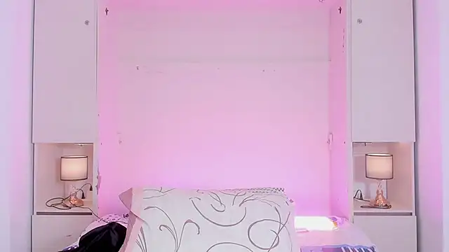 Blackywhiite online show from December 2025 04:01:01 AM