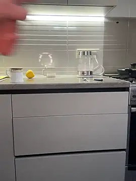 Love  Mom online show from November 2025 08:51:02 AM