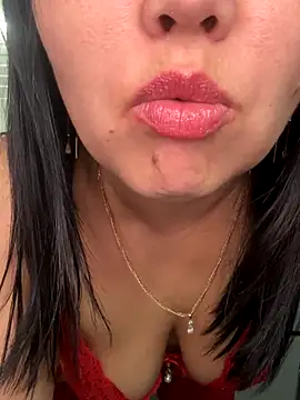 Love  Mom online show from October 2025 06:34:02 AM