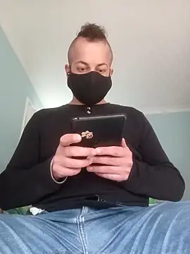 Snapshot of Imyourguy2025 chatting on October 2025 01:20:01 PM Imyourguy2025 online show from October 2025 01:20:01 PM