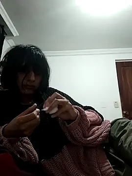 Snapshot of sophiasleepy1 chatting on November 2025 10:48:01 AM sophiasleepy1 online show from November 2025 10:48:01 AM