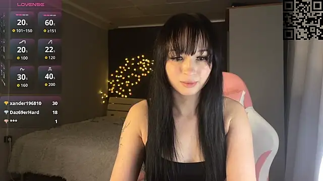 ella simons online show from March 2026 11:39:01 PM