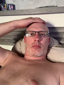 Cedric7653 online show from July 2026 06:42:01 PM