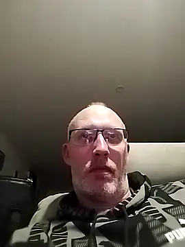 Snapshot of Cedric7653 chatting on November 2025 01:10:02 AM Cedric7653 online show from November 2025 01:10:02 AM