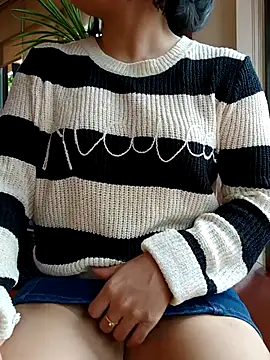 Mina-02 online show from October 2025 06:43:02 AM