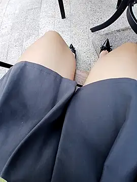 Mina-02 online show from October 2025 09:52:02 AM