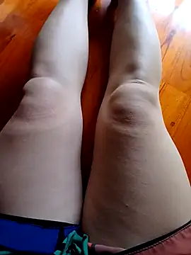 Mina-02 online show from November 2025 08:40:01 AM