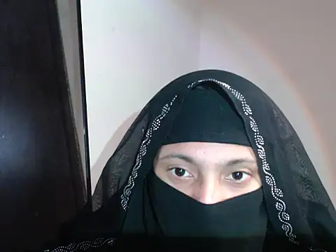 Hottie hania online show from November 2025 05:41:01 PM