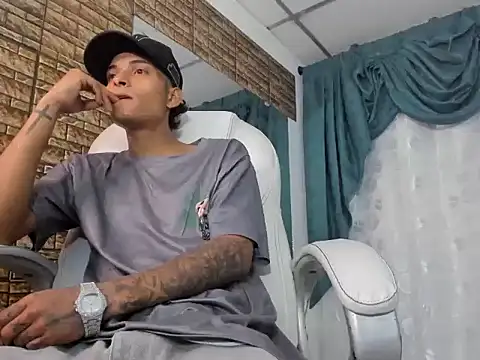 paul booy online show from October 2025 03:51:01 AM