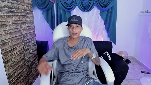 paul booy online show from November 2025 04:44:01 AM