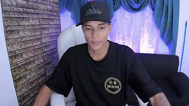 paul booy online show from November 2025 03:54:01 AM