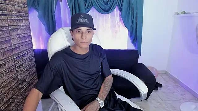 paul booy online show from November 2025 04:22:01 AM