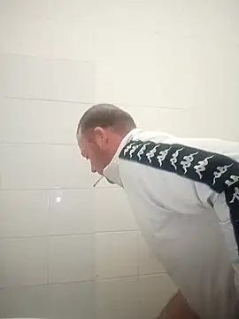 Snapshot of Romaeterna_ chatting on November 2025 05:39:02 PM Romaeterna online show from November 2025 05:39:02 PM