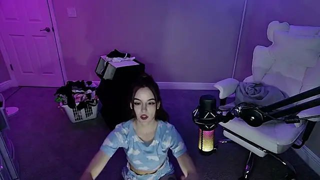 AngieFae  online show from November 2025 03:23:02 AM