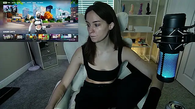 Snapshot of AngieFae_ chatting on April 2026 07:18:01 PM AngieFae online show from April 2026 07:18:01 PM
