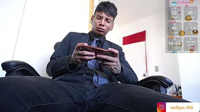 nathan aress6666 online show from December 2025 09:48:02 PM