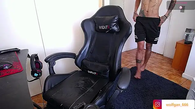 nathan aress6666 online show from February 2026 06:51:01 PM