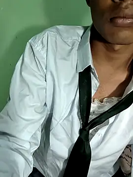 Lilbaby080008 online show from November 2025 08:23:02 PM