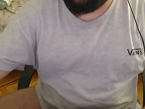 Snapshot of moneyman_11 chatting on June 2026 11:38:01 AM moneyman 11 online show from June 2026 11:38:01 AM
