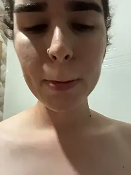 Snapshot of corvin-noir chatting on October 2025 10:10:02 PM corvin-noir online show from October 2025 10:10:02 PM